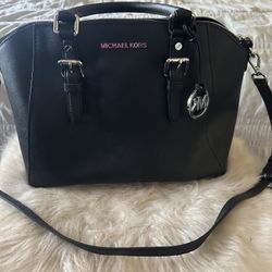 Micheal Kors Purse