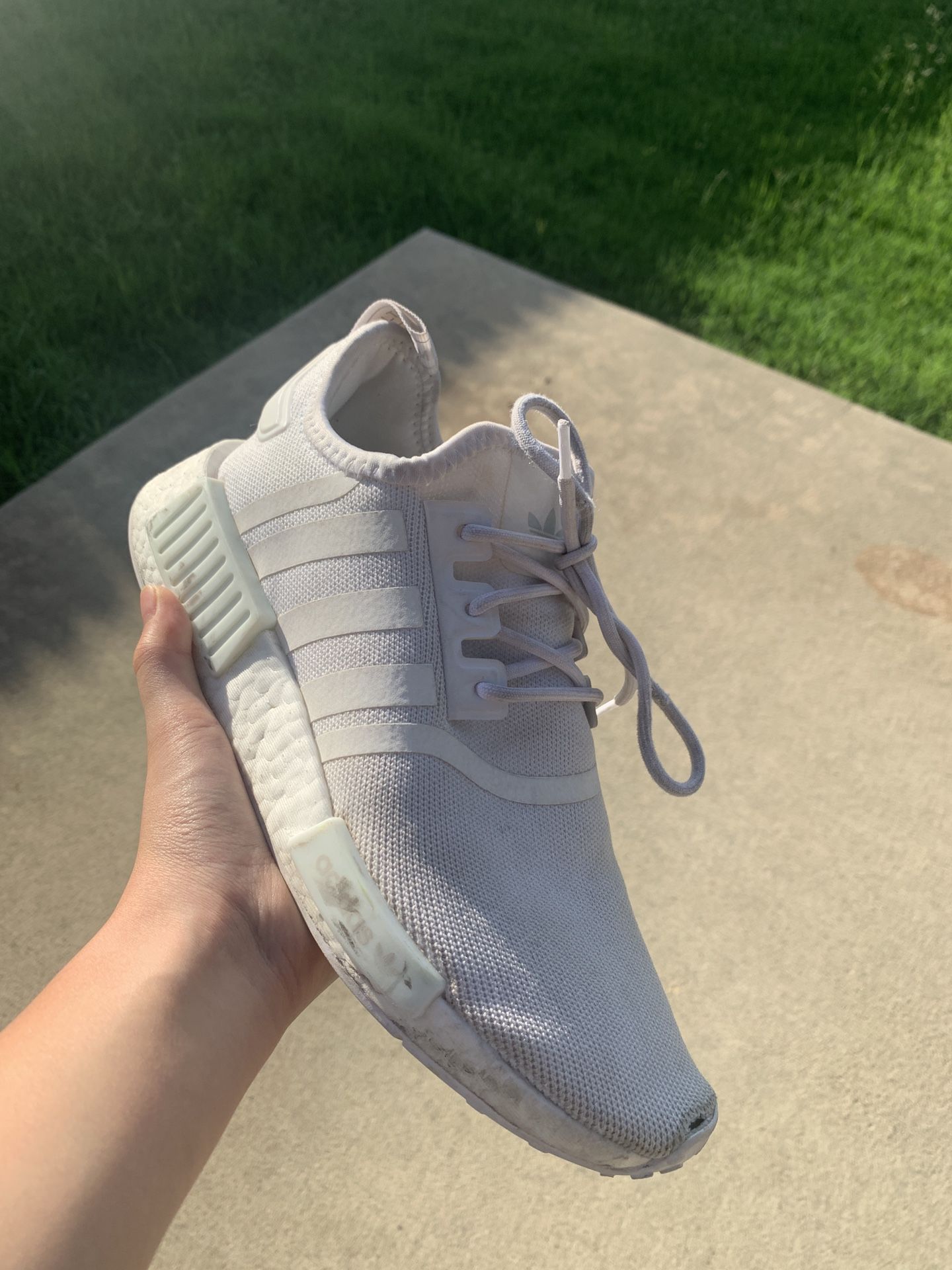 Cloudfoam Adidas White Size 6.5 Mens (Fits Like 7/7.5)