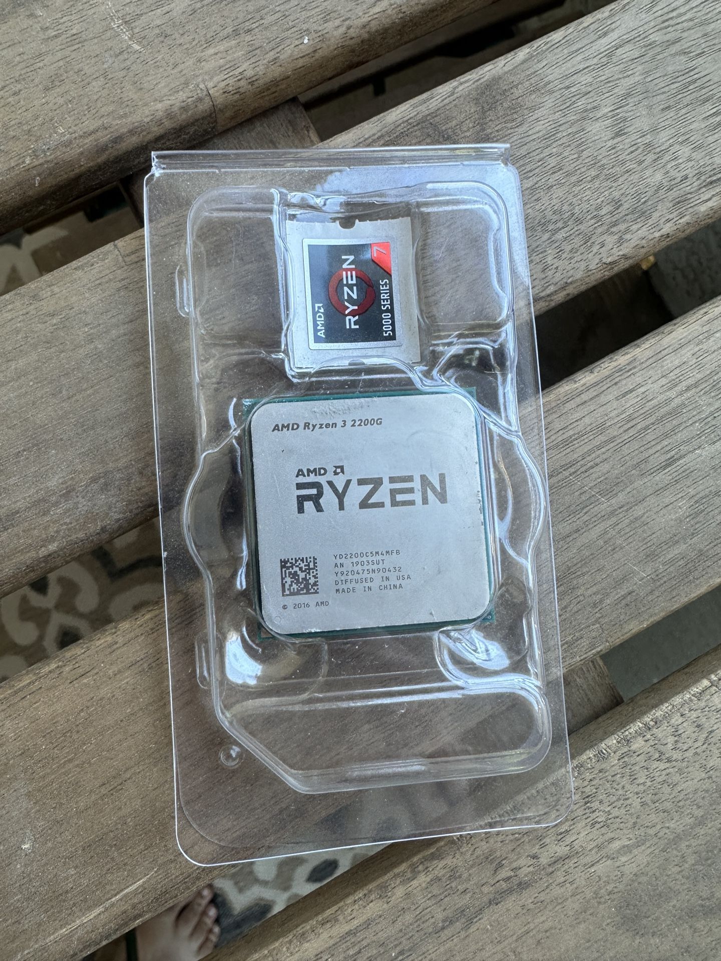 Ryzen 3 2200g