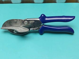 QEP Trim Miter Shears 45/90/120 (quarter round cutter)