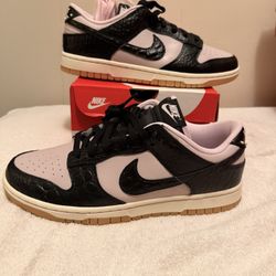 Nike Dunks size 8.5 shoes Brand New original Zapatos de Nike talla 8.5 nuevos