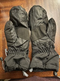 Women’s small EMS Ski Winter Mittens