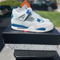 Jordan 4 Military Blue Size 12