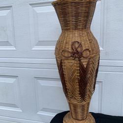 Vintage Tall Wicker Vase 🏺 