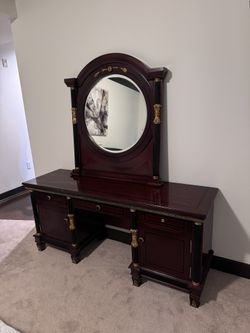 Versace Vanity Set With Mirror