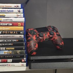 Ps4 Slim 1TB Includes 15 games One controller and monitor  