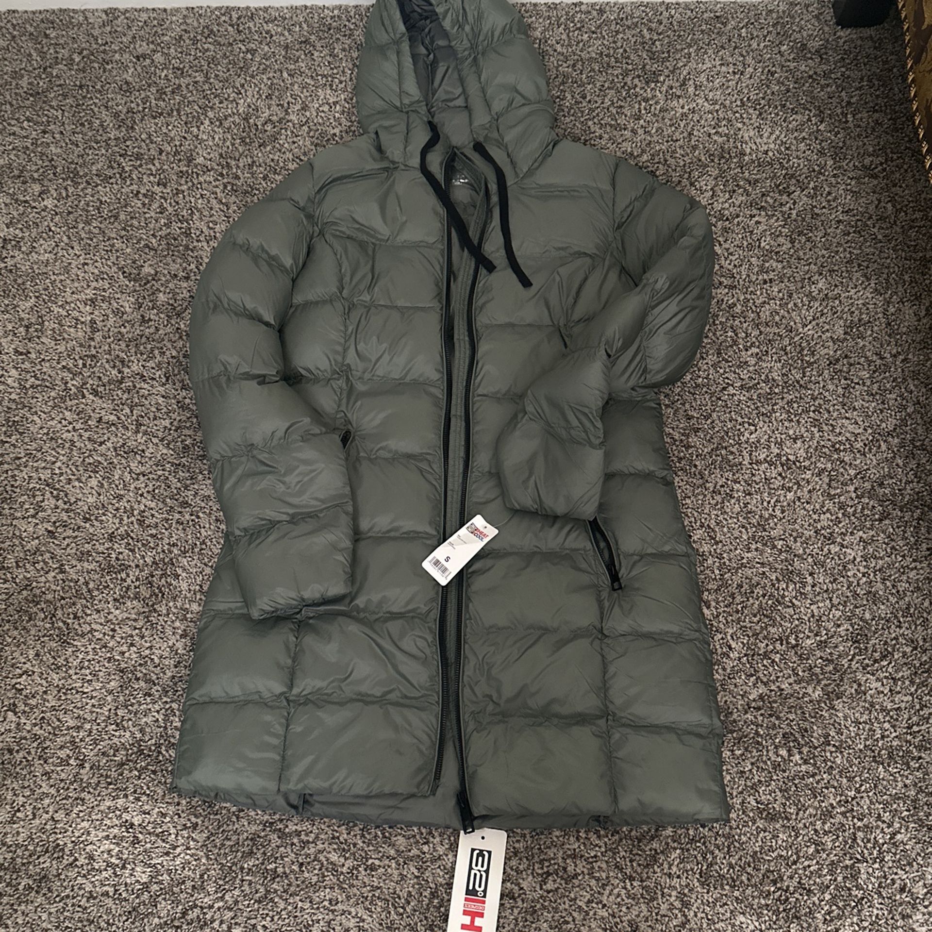 32 Degrees Brand new Puffer jacket