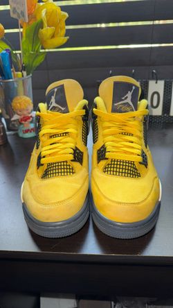 Jordan 4 Retro 