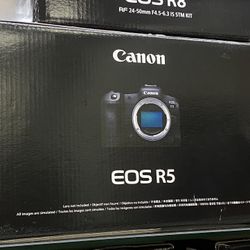 Canon R5 Mirrorless Camera