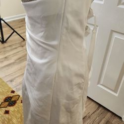 Wedding Dresses. Size. 18.