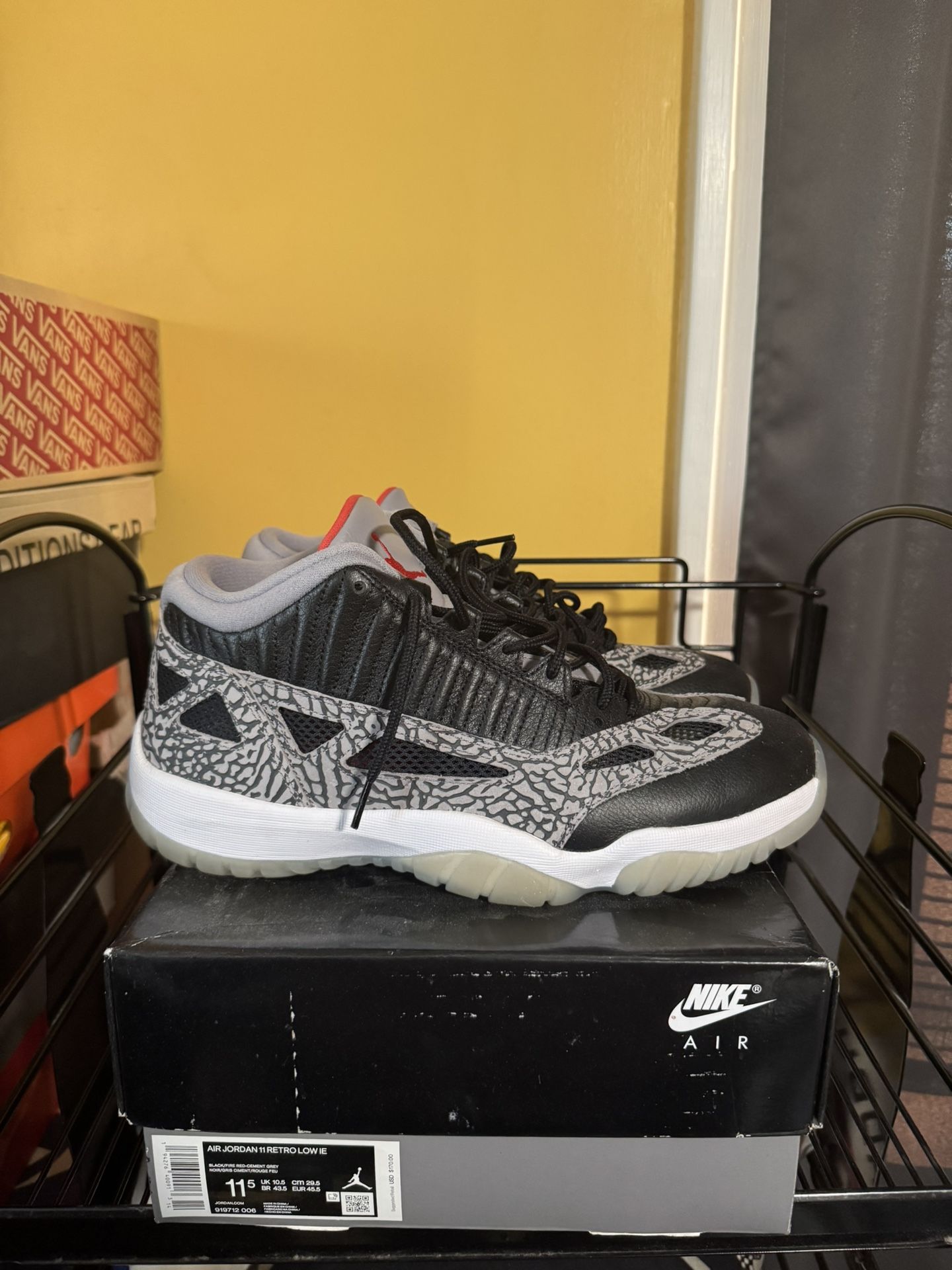 Jordan Retro 11 Low IE “Black Cement”