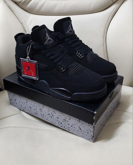 Jordan 4 Retro 