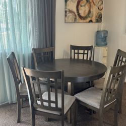 Dining Table And Chairs 