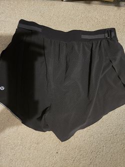 Lululemon short..4
