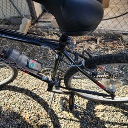 Raleigh Mojave 2.0 Men's Mountain Bike