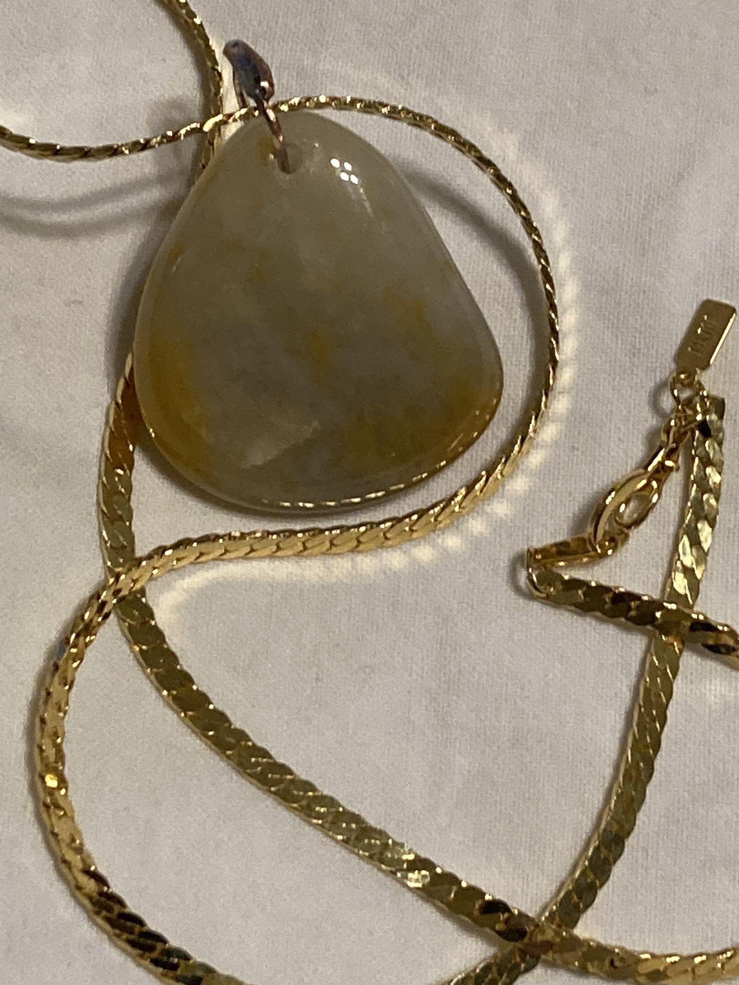 Gorgeous quartz agate rock necklace