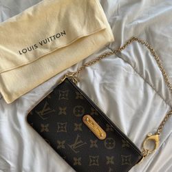 Louis Vuitton Pochette Milla MM POCHETTE MILLA MM MONOGR