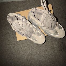 Yeezy 500 Clay Brown 