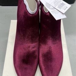 Women’s Boots Shoes Size 7.5