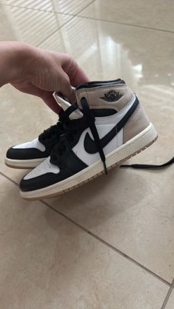 Boy Nikes