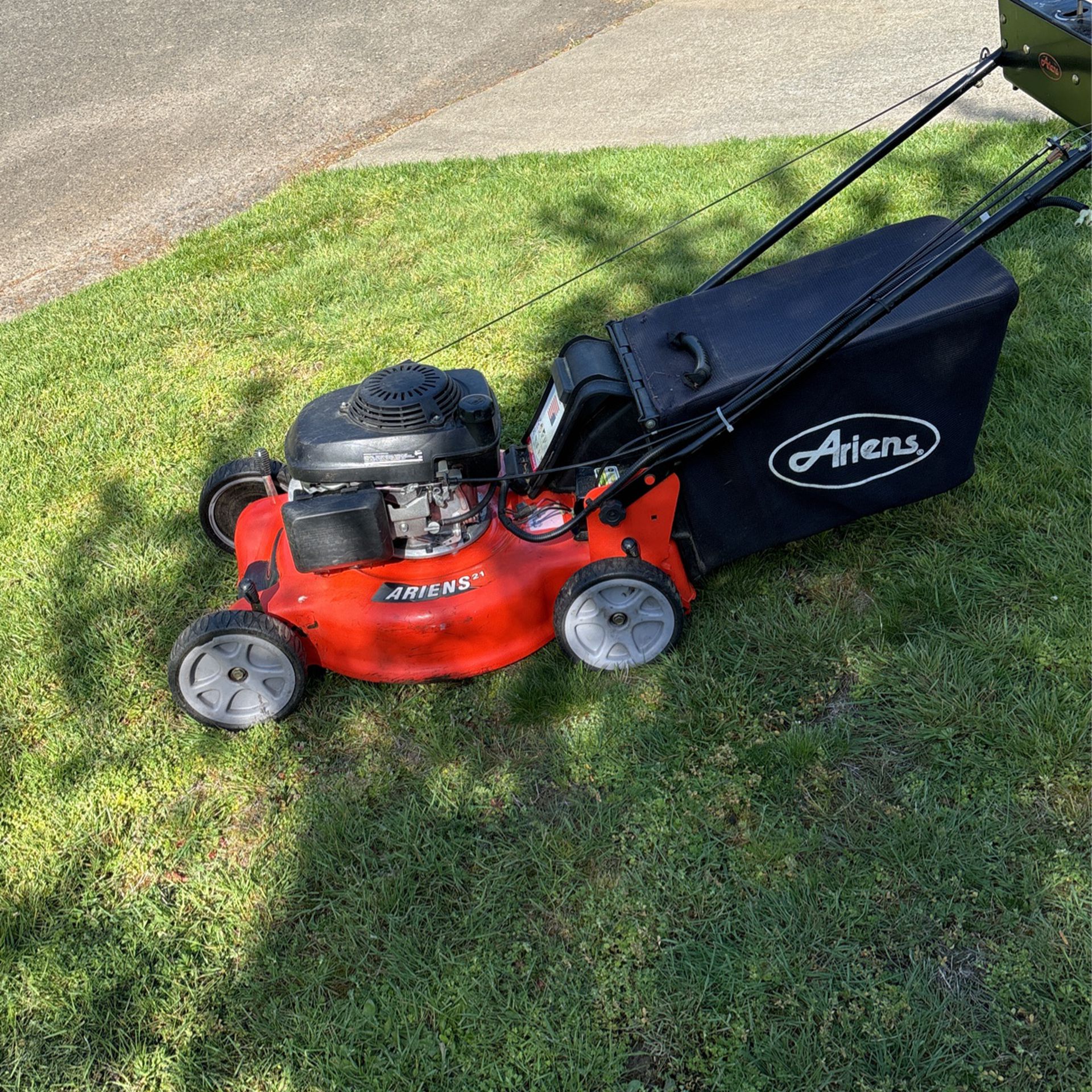 Ariens Self Propelled Lawn Mower 