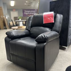 Brand NEW black Recliner