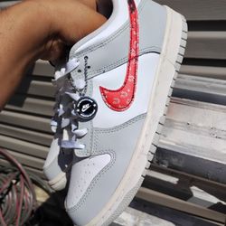 JACK POT DUNK LOW SIZE 7 Y 