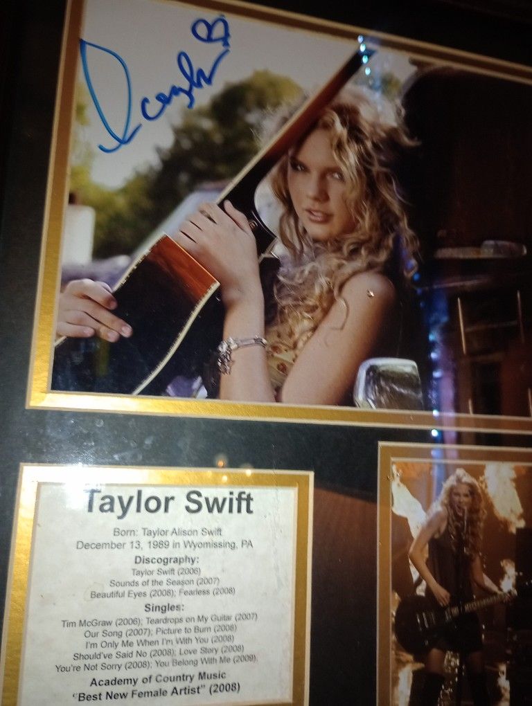 Signed Taylor Swift Picture