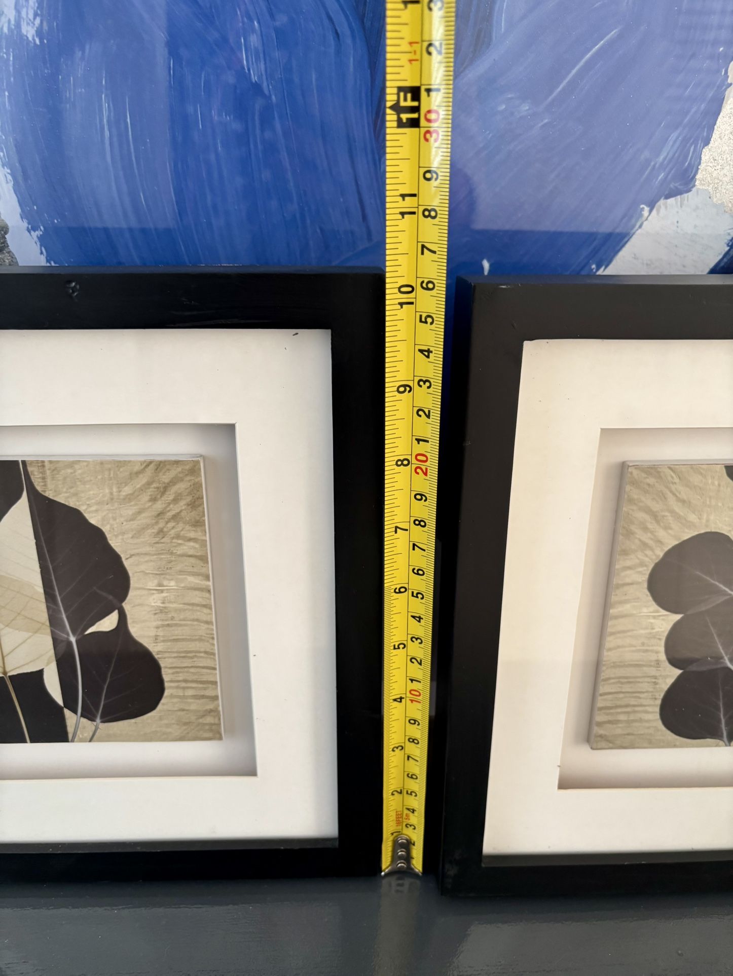Ser Of Two Small Frames Measurements On The Picture