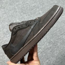 ππ§lπ² π«ππ©lπ² π¨π§ π G@ππΌπ½π€π’ππ€π¬.ππππ‘ AJ1 travis scott Velvet Brown