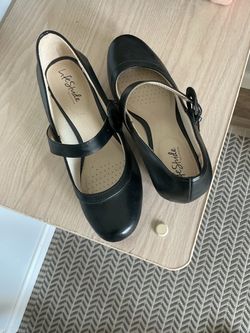 LifeStride Women's Rozz Mary Jane Pump in new condition . Size 9 medium