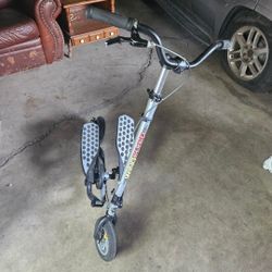 Wing Flyer Pedal Scooter – Clean & Ready to Ride