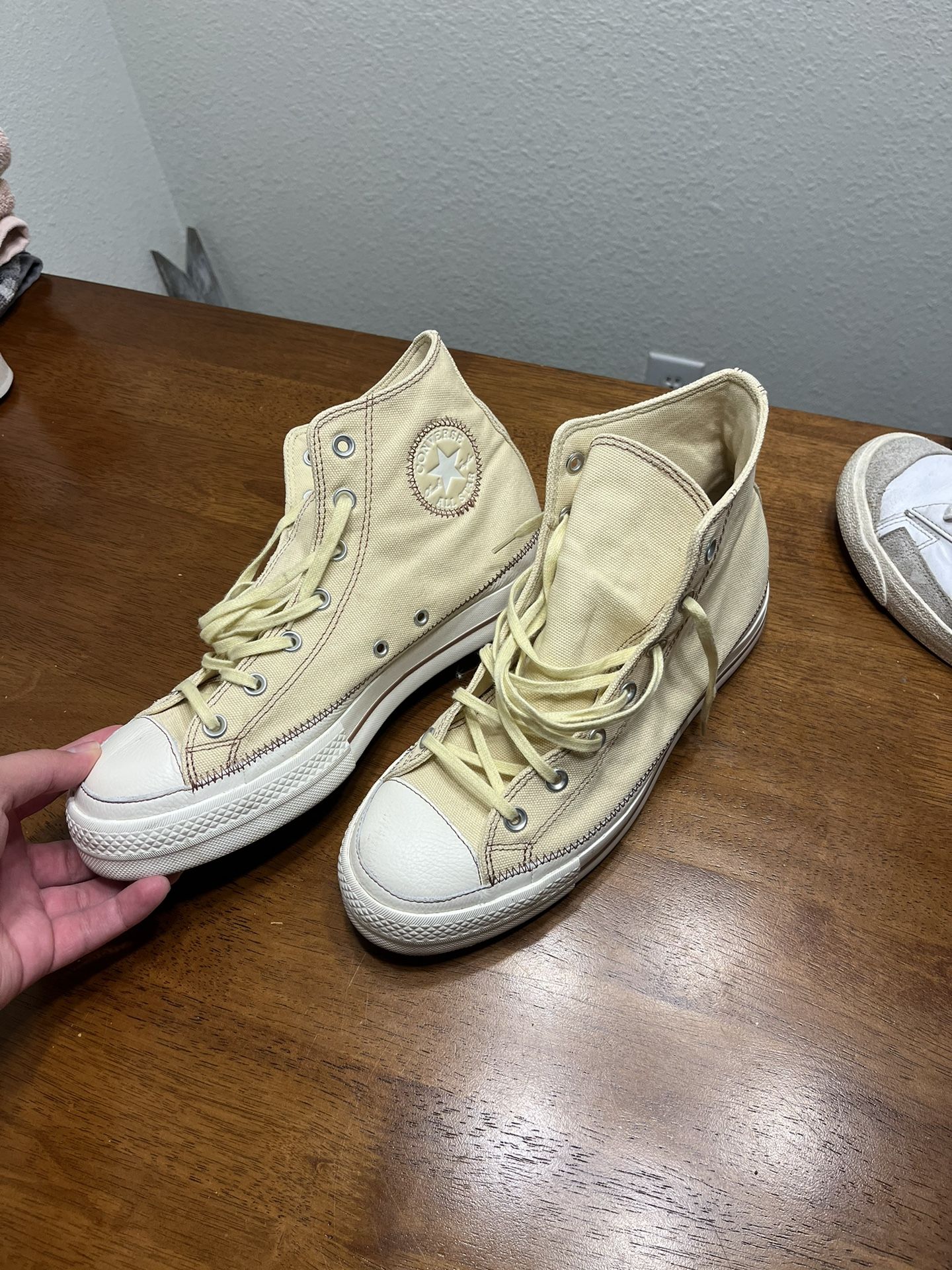 Converse