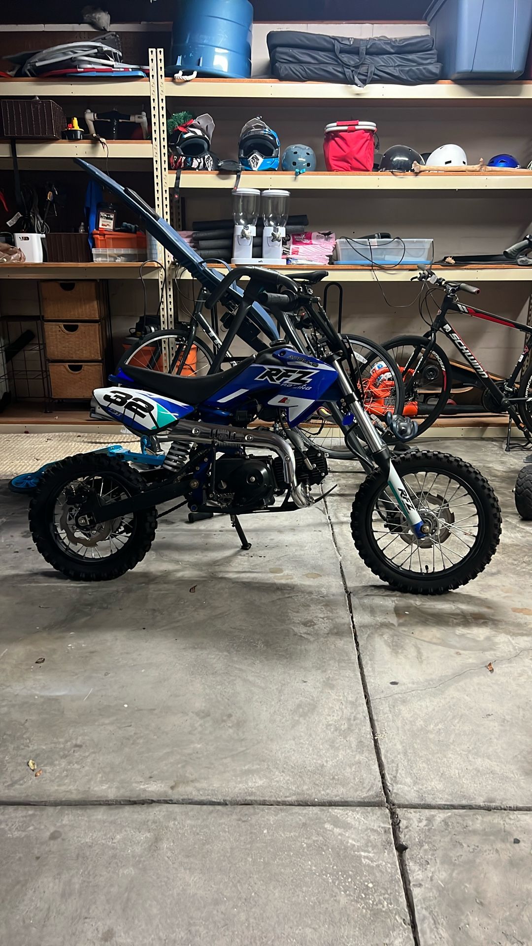 Apollo 125cc Dirt bike