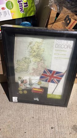 Shadow box