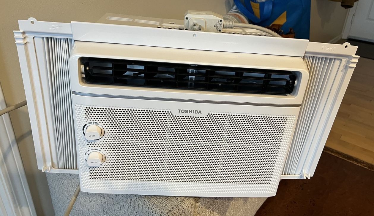 Toshiba Window AC 5000btu