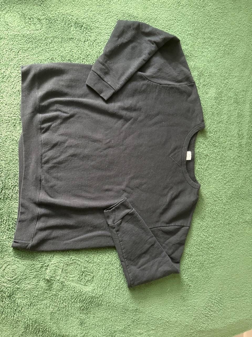 Women's Black and Grey Sweatshirt