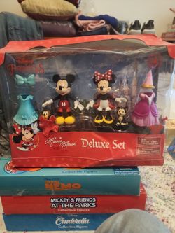Minnie Mouse Deluxe Set