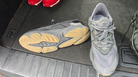 Adidas Ozweego Sneakers Gray Gum Sole
