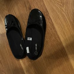 Cute Shiny Girls Flats Size 1