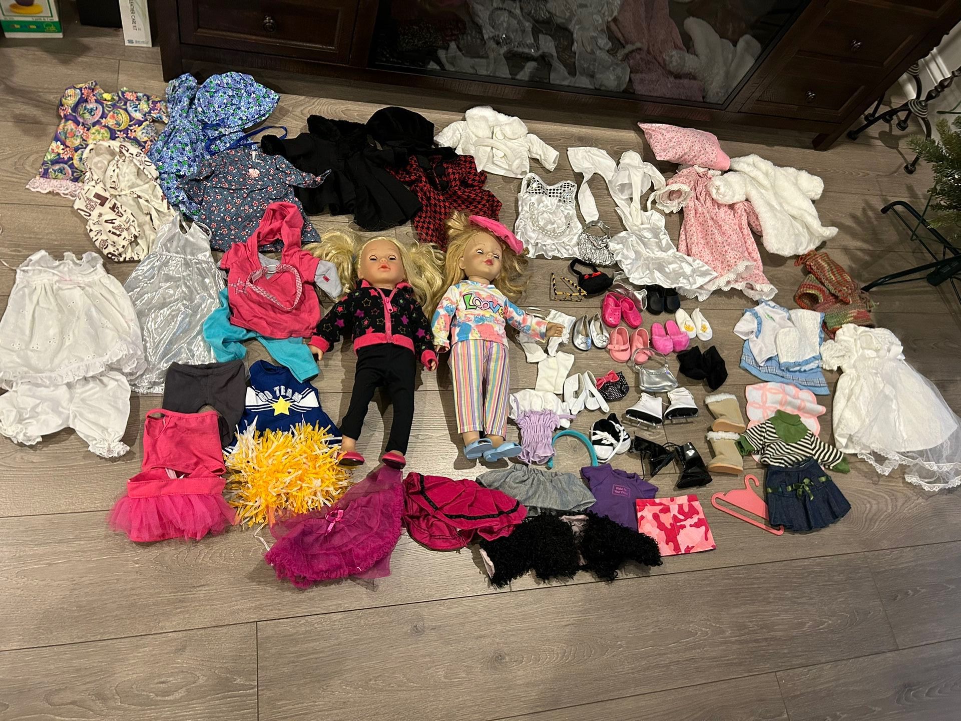 2 Dolls & Assorted Clothes & Accessories