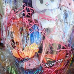 Easter baskets perfect for everyone 😄😁💜🩵💙