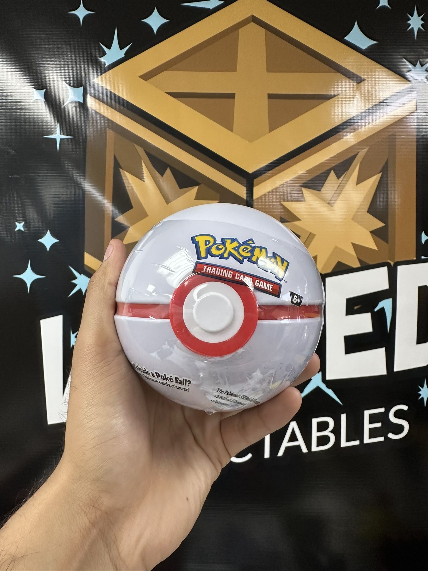 Pokemon Premier Ball Tin (D24)