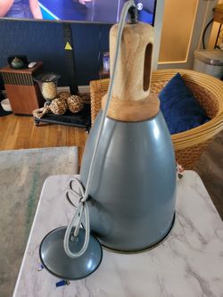 Hanging metal light fixture