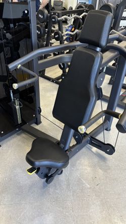 Selectorized Shoulder Press 80-12
