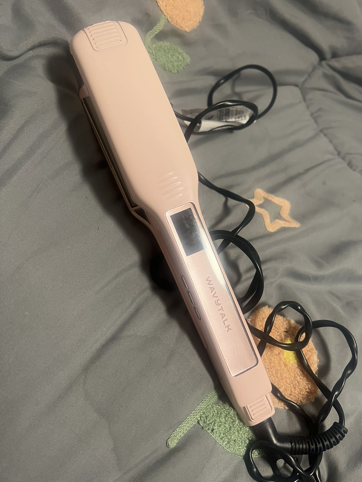 Wavy Talk Hair Straightener