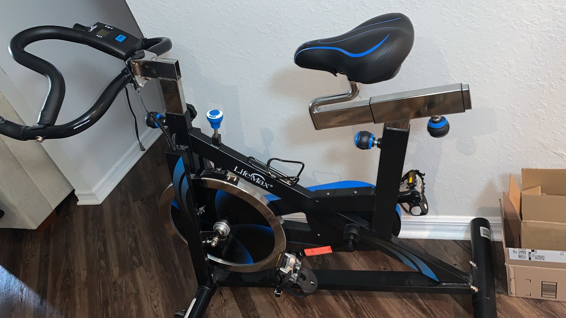 lifemax spin bike