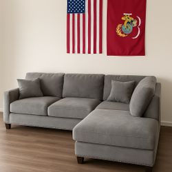 🏠🚚📦 Large Gray Sectional Couch – Super Comfortable & Clean FREE DELIVERY TO YOUR HOME!! ~