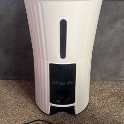 Automatic Pet Feeder