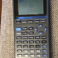 1993  TI-82 Texas Instruments Graphics Calculator 